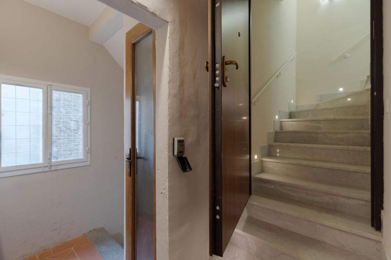 Borgo San Jacopo Penthouse By 360Rentals فلورنس المظهر الخارجي الصورة